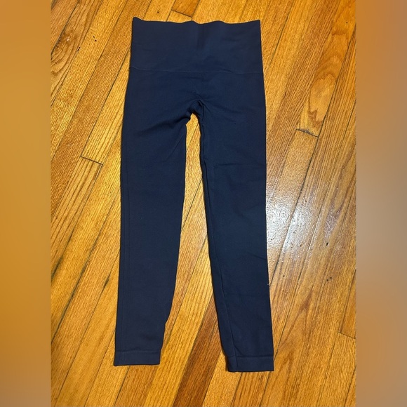 SPANX Blue Look At Me Now Seamless Leggings Size Medium - Picture 1 of 5